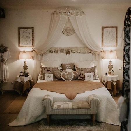 Montels  Chez Geraldine Bed & Breakfast エクステリア 写真