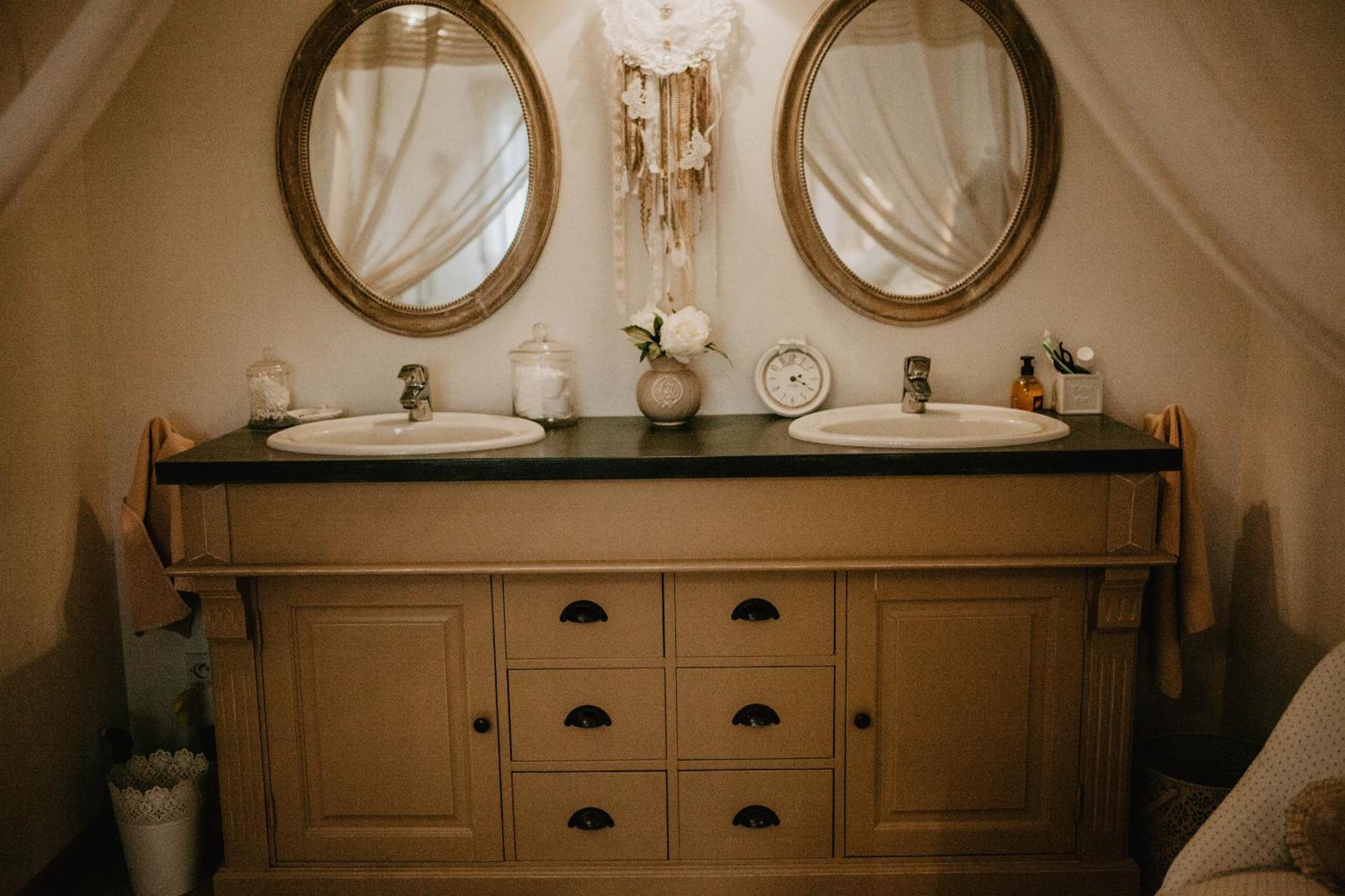 Montels  Chez Geraldine Bed & Breakfast エクステリア 写真